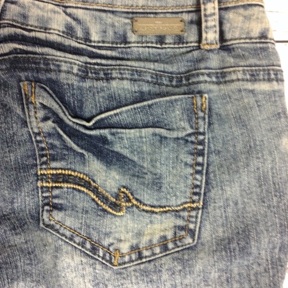 Almost famous women’s jeans size 7 👖 final price - Picture 6 of 8